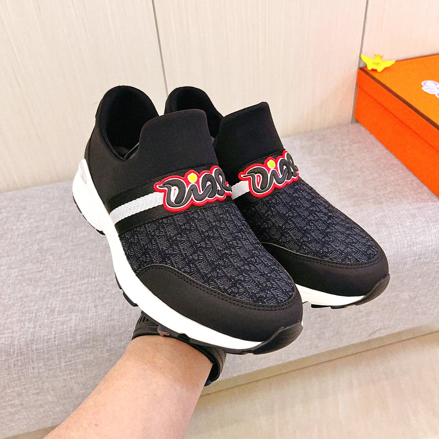 Men's Men's Shoes Men's Shoes💰 400 Men's Men's Shoes💰👍[Dior]🔥🔝High-end men's shoes brand official website 1:1 latest masterpiece: the upper is made of Italian official website original special technical cloth fabrics🔥original comfortable and breathable lining➕original designated non-slip outsole🔥making walking more convenient and comfortable! An exclusive new model, a stunning work, a beautiful 1:1 replica [color] compared to the official quality! Create a fashionable personality to set off your uniqueness! A must-have for trendy men! 🔥, sizes: 38-44. color:.      2⃣️ Colors available🔥
